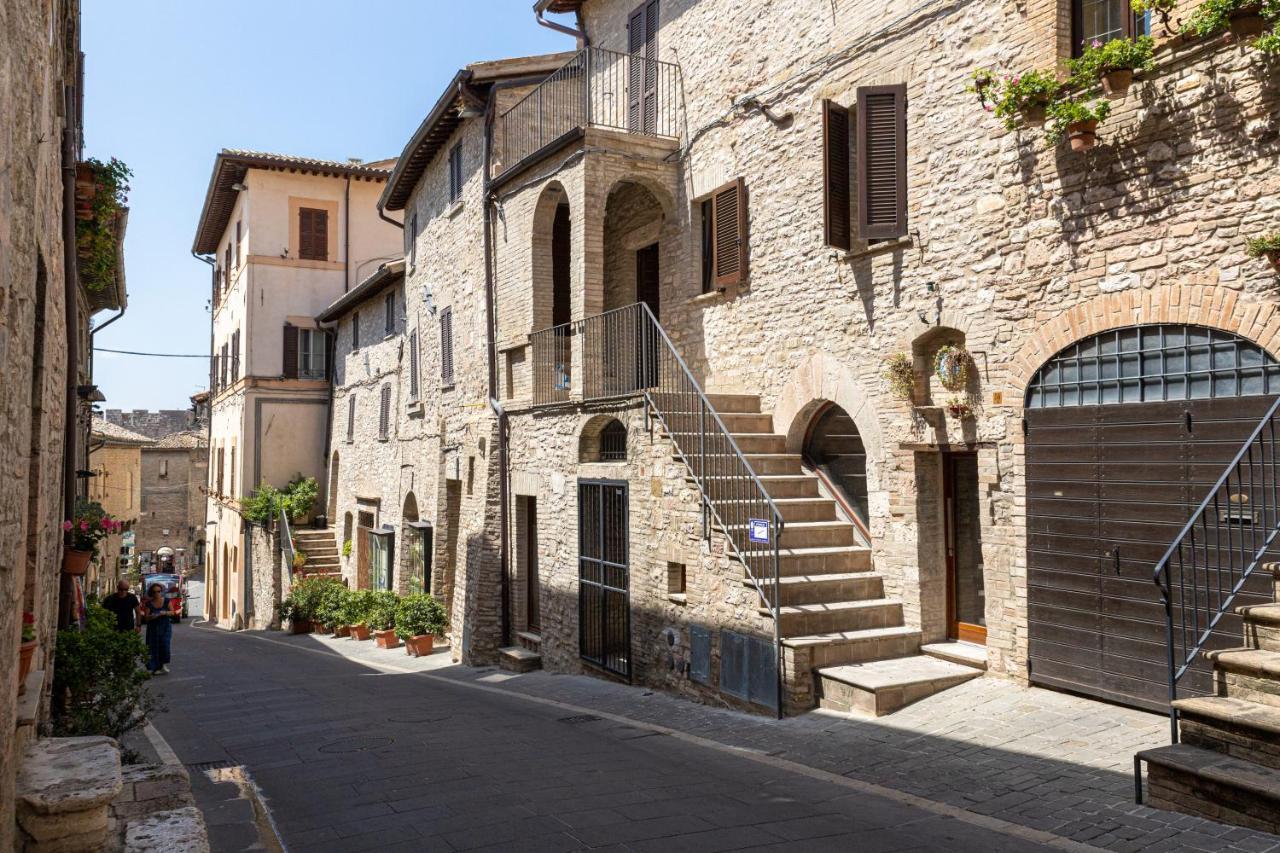 Loft Rustico In Centro Storico Apartment Assisi Exterior photo