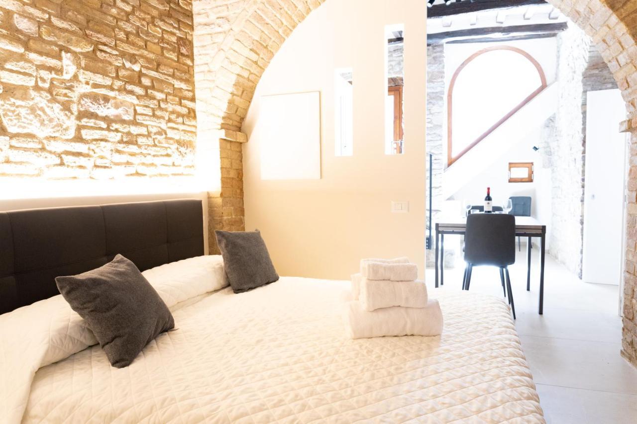 Loft Rustico In Centro Storico Apartment Assisi Exterior photo